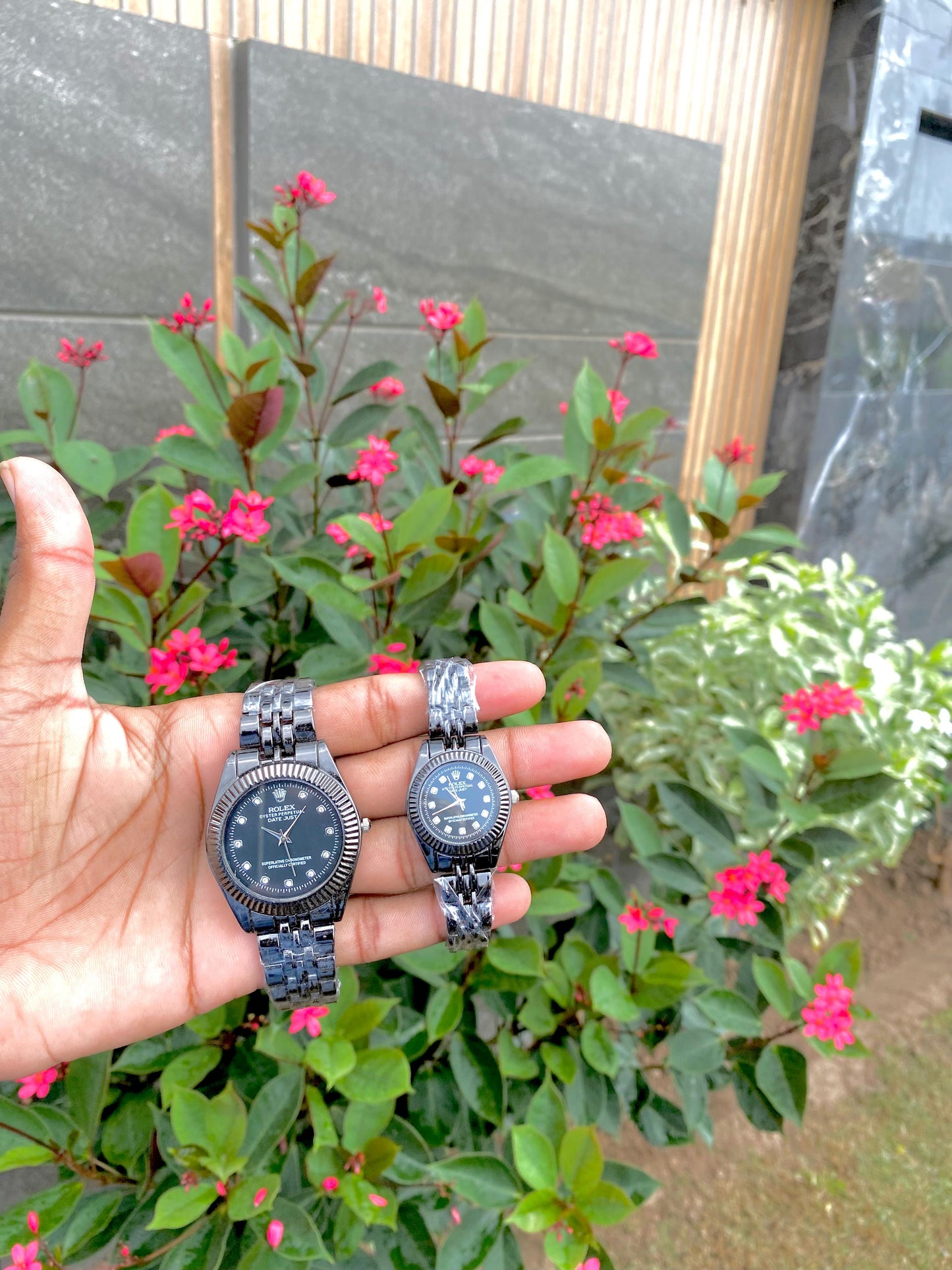 Luxury Couple Wrist Watch Set – Elegant His & Her Matching Timepieces